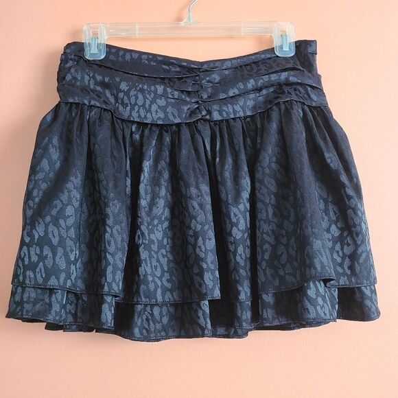 Mustard Seed Black Leopard Flounce Smocked Skort L - Picture 3 of 11